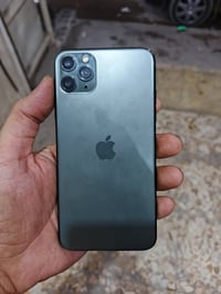 ايفون 11 برو ماكس • ٢٥٦ • بصمه متوقفه