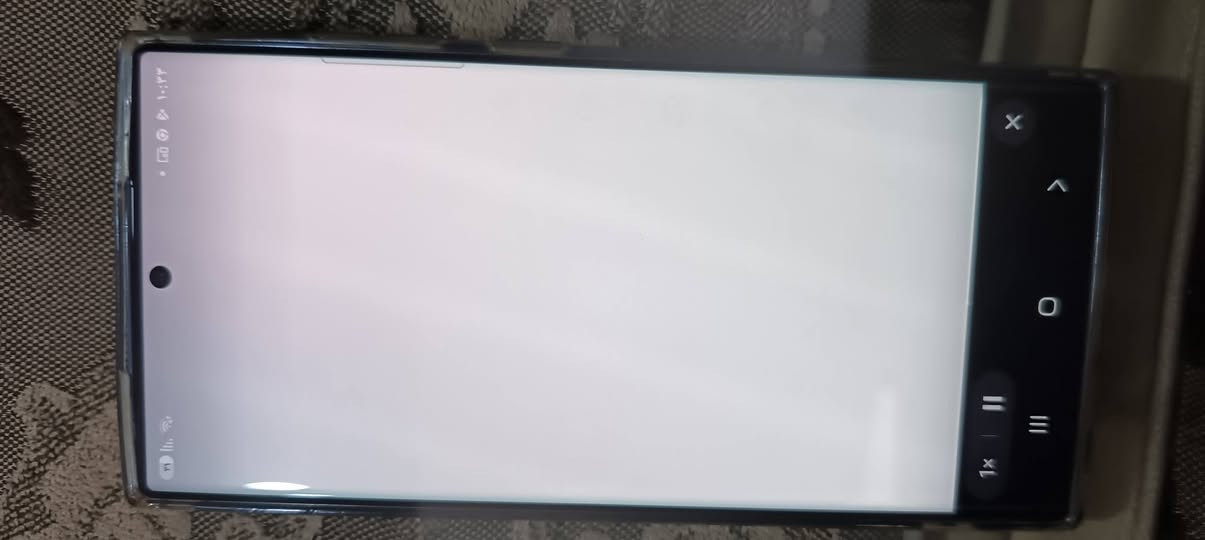 📱 للبيع Samsung S23 Ultra – 256GB
🔹 اللون: أخضر زيتوني 🫒
🔹 الحالة: جيدة
🔹وتر بروف مامفتوح
🔹 الشاشة بيها طبع خفيف/لون أصفر بسيط يظهر على الخلفيات البيضاء
🔹 السعر:  660,000 دينار
🔹للبيع او المراوس 
🔹 المكان: النجف – حي الجامعة

📞 متواجد خاص للتواصل: ***********

⚠️  يتفضل يتواصل: ملحقاته  فقط كفر و كيبل شحن
