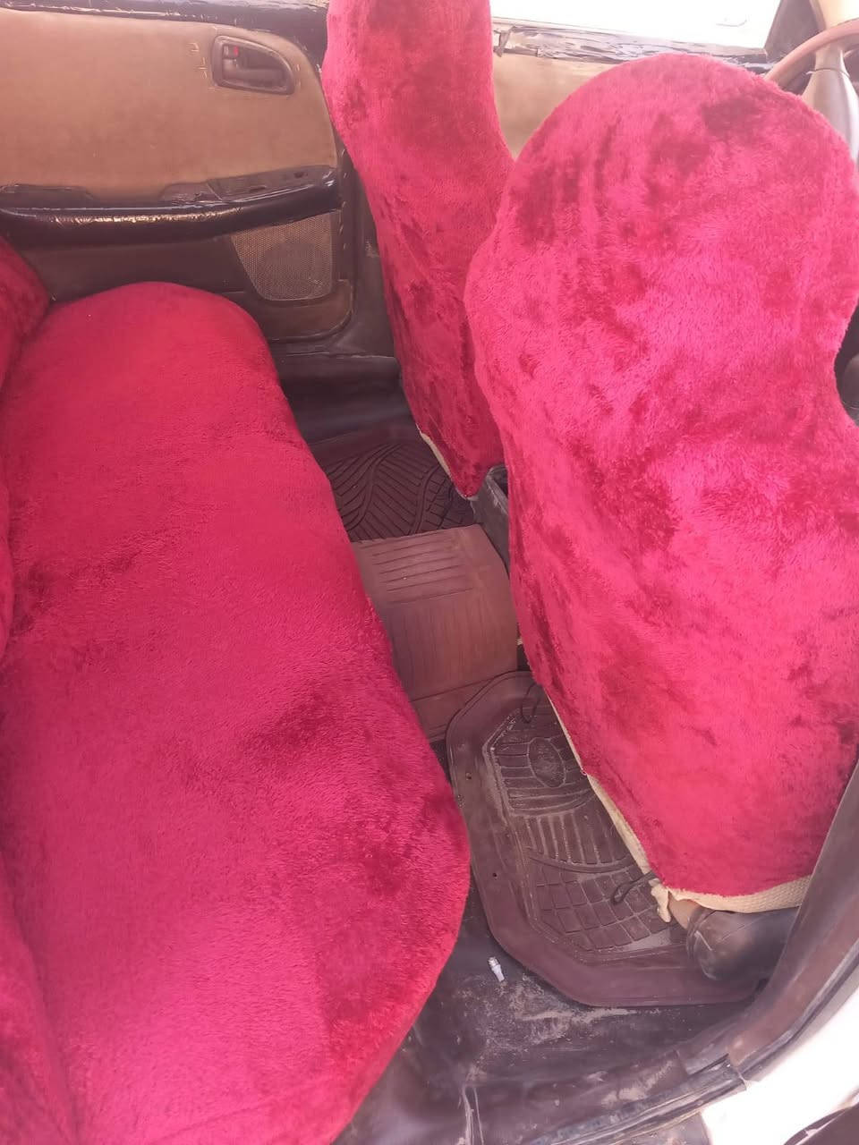 سياره كرسته للبيع موديل 93 نضيفه وجاهزه وتبريد شغال مكاني ناصريه ناحيه الفضليه سعر 45 وبيه مجال رقم ***********
