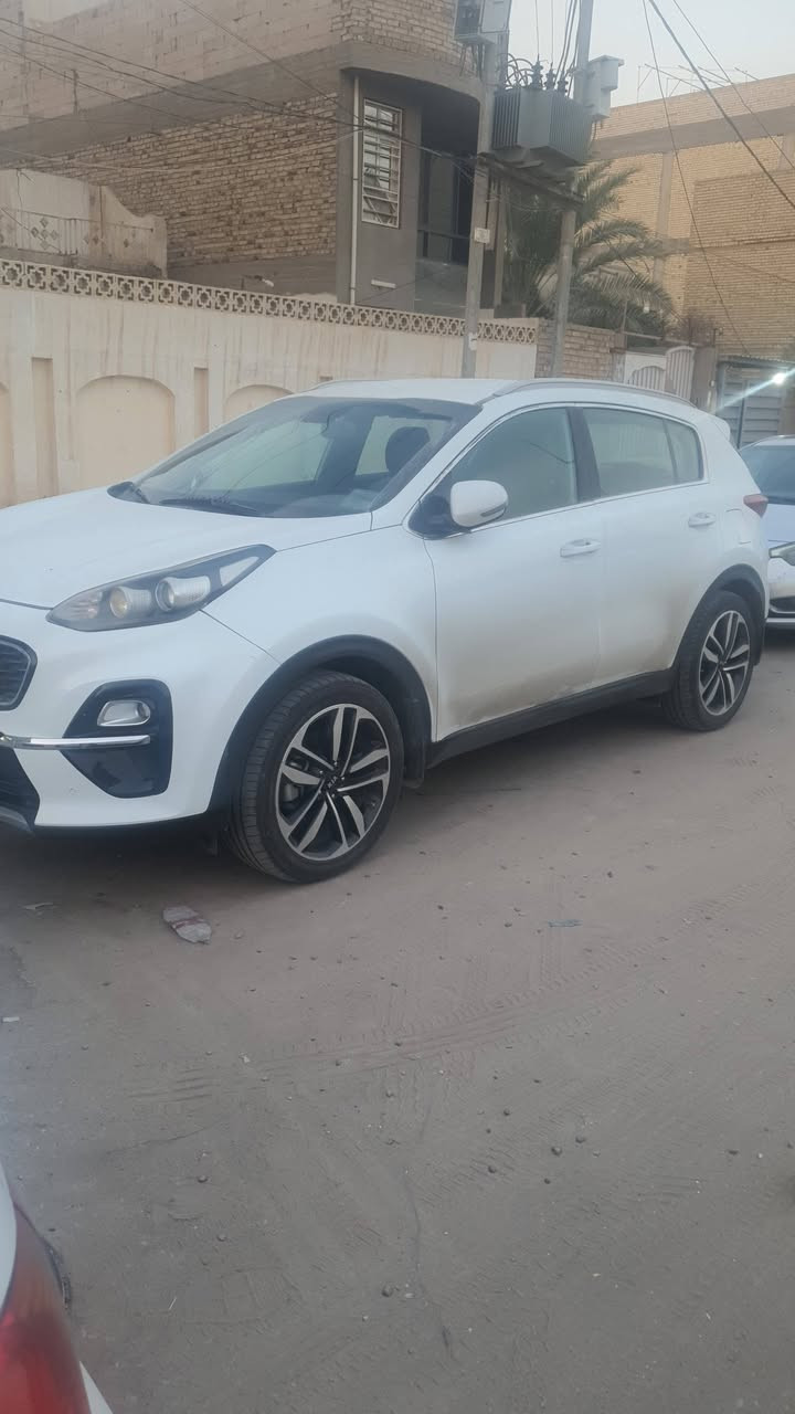 سبورتج ٢٠ رقم بغداد جديد بأسمي مكانها بابل بيها بنيد مبدل بلادي ودعاميه أمامي صبغ السياره ماشيه ١١١ الف حقيقي مرايات  شفط حساس أمامي خلفي ٣ وضعيات قيادة سعرها ١٦٨ مع مجال قليل
***********
سبورتج ٢٠ رقم بغداد جديد بأسمي مكانها بابل بيها بنيد مبدل بلادي ودعاميه أمامي صبغ السياره ماشيه ١١١ الف حقيقي مرايات  شفط حساس أمامي خلفي ٣ وضعيات قيادة سعرها ١٦٨ مع مجال قليل
