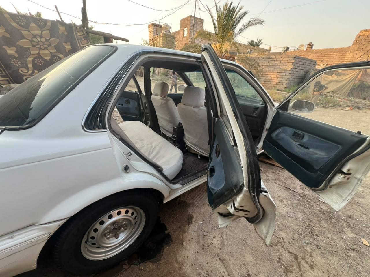 سلام عليكم كورله موديل 90 رقم كربلاء نكليزي تحويل ثاني يوم
مكفوله من لضربه القويه مكينه كير شرط تخم تاير جديد سياره جاهزة 
السعر 39وبيه مجال بسيط 
***********
