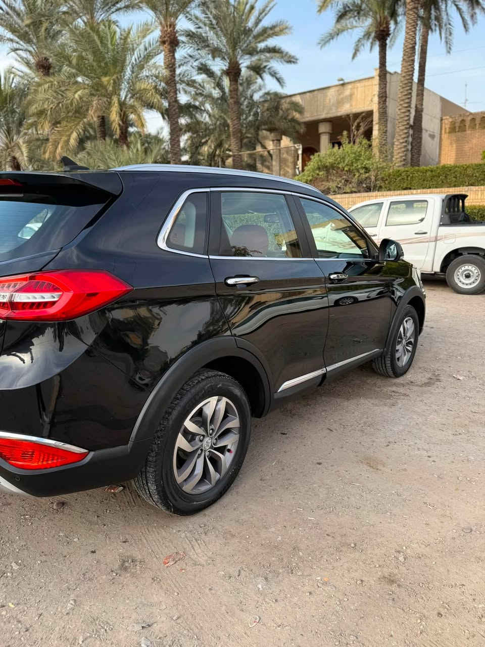🚗للبيع BAIC X65 (بايك) موديل 2022 مستعجل
على بيعتها 

سيارة نظيفة جداً وبيها استخدام خفيف، محافظة عليها بشكل ممتاز، وبعدها زيرو مماشيه هواي

📌 التفاصيل:

* النوع: BAIC X65
* الموديل: 2022
* العداد: 33 الف كم
* الضمان: مكفولة من الشركة
* الحالة: نظيفة جداً وبدون أي مشاكل
* السياره باسمي شخصياً

📍 الموقع: بغداد – الطالبيـة

💰 السعر (93ورقه) وقابل للتفاوض البسيط

📞 للتواصل والاستفسار : ((***********)) 
متواجد واتس اب ايضاً 

🔴 السيارة جاهزة للفحص بأي وقت، والمعاينة متوفرة للجادين وربي يرزق الجميع
