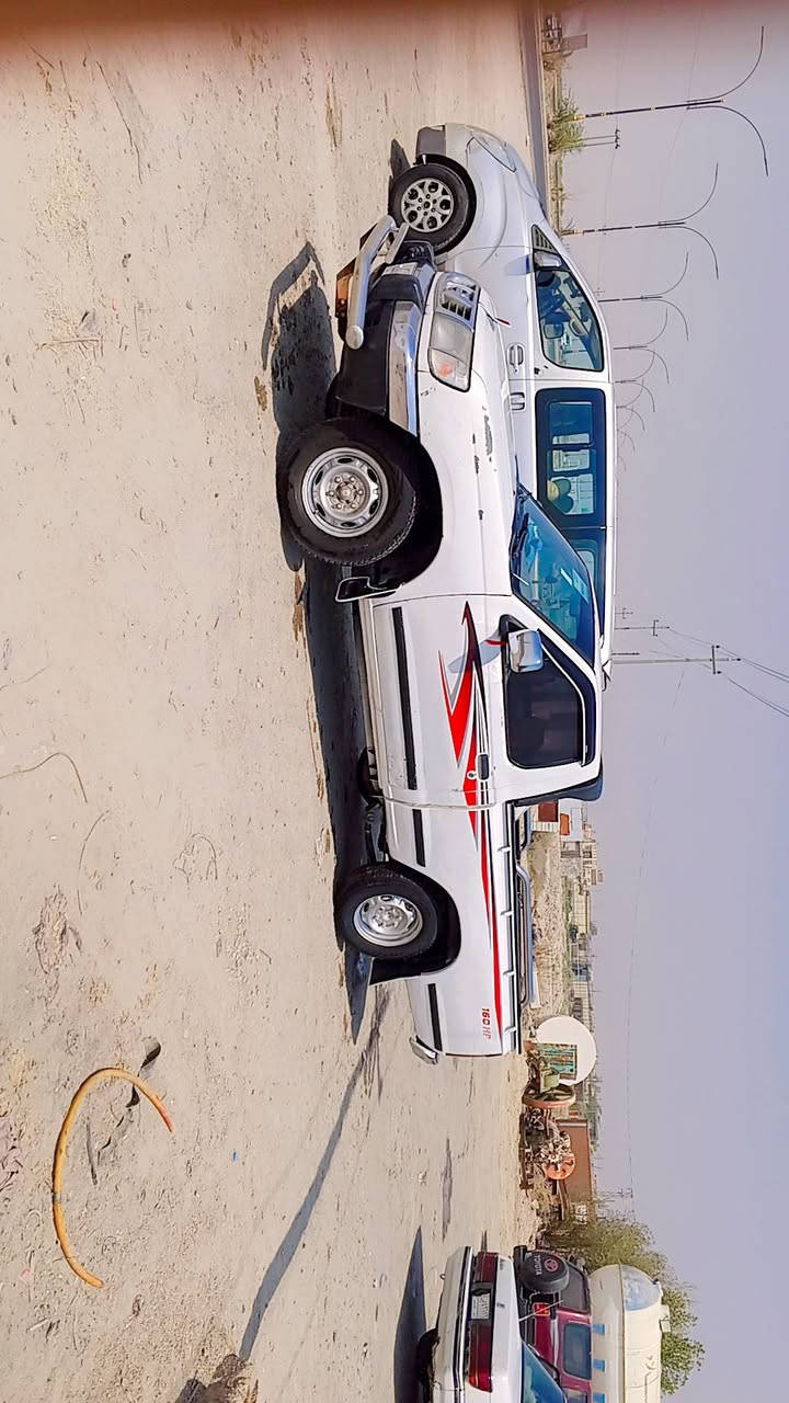 نيسان 2005محرك وكير مكفولات وشاصي ولسنويه لـ2028والباقي عله خاص  ***********
