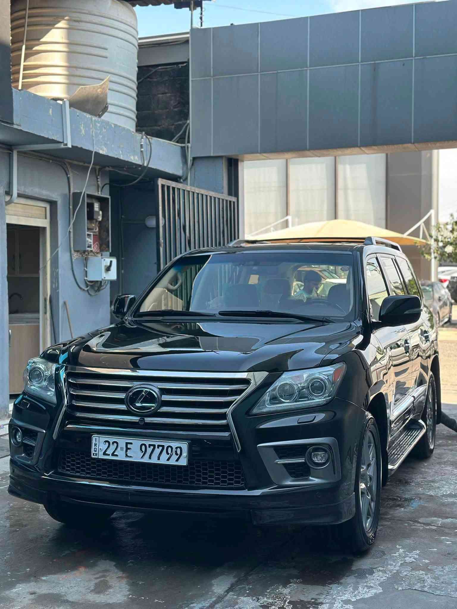 موديل ٢٠١٤ • ماشية ١٣٥الف • جير ومحرك
