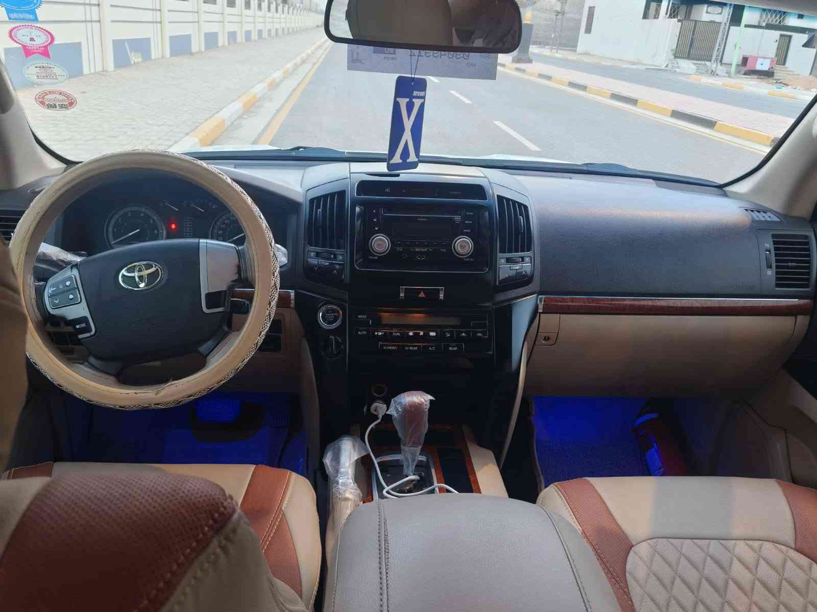 لاندكروز • ٢٠١٣ • فول مواصفات