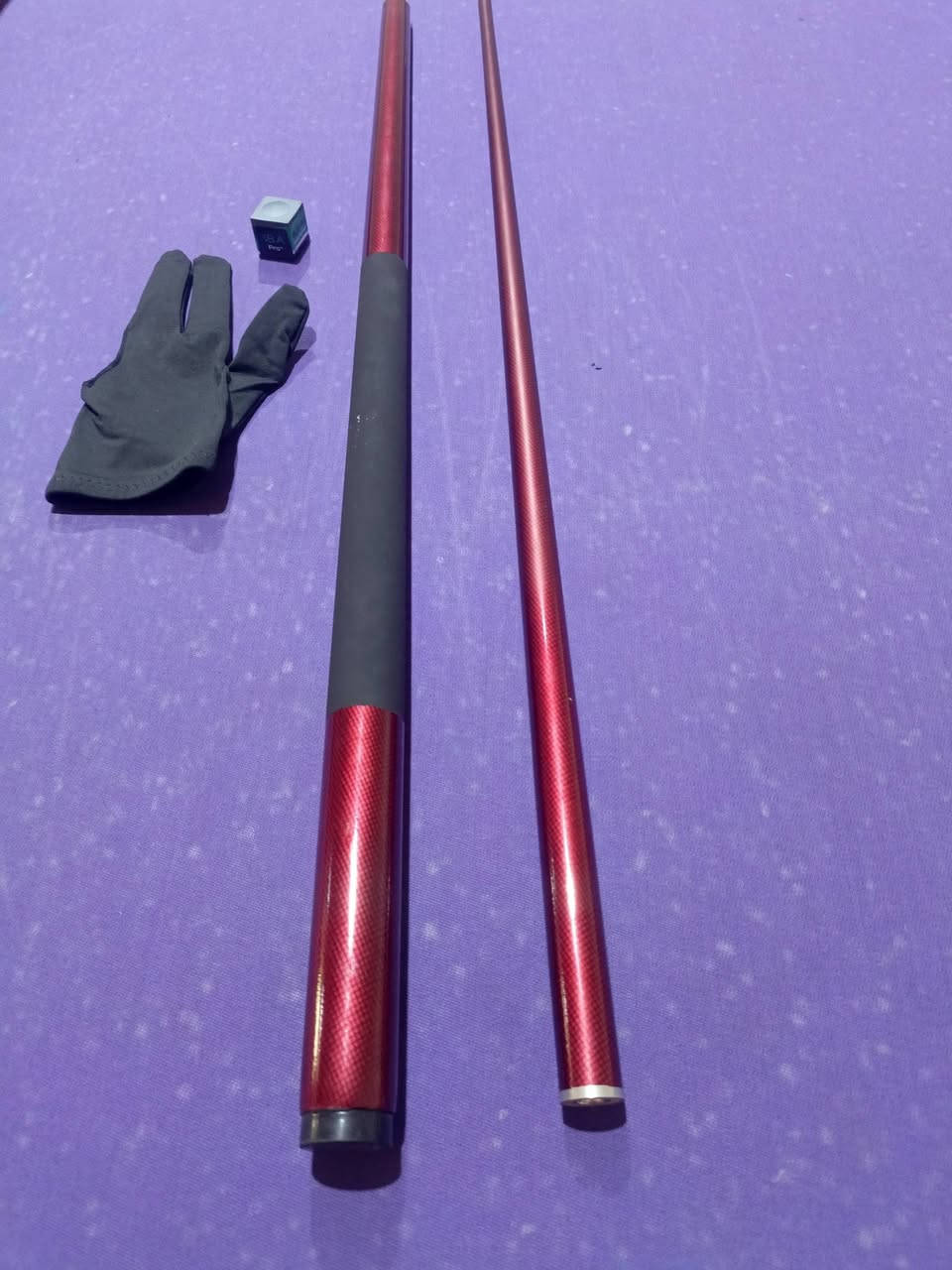 عصا بلياردو كربون فايبر (Carbon Fiber) للبيع

​النوع: عصا بلياردو احترافية قطعتين (2-Piece Cue).

​المادة: ألياف كربونية بالكامل (Carbon Fiber) – تتميز بالقوة، المقاومة للانحناء، ودقة عالية في الضربات.

​المقبض: مطاطي (Rubber Grip) مريح ومقاوم للانزلاق.

​اللون: أحمر مميز مع النقشة الكربونية.

​الملحقات: قفاز بلياردو + طباشير.

​السعر: [50 الف ]

المكان: [الجربوعيه كوفي حكايه]

للتواصل: [***********]
