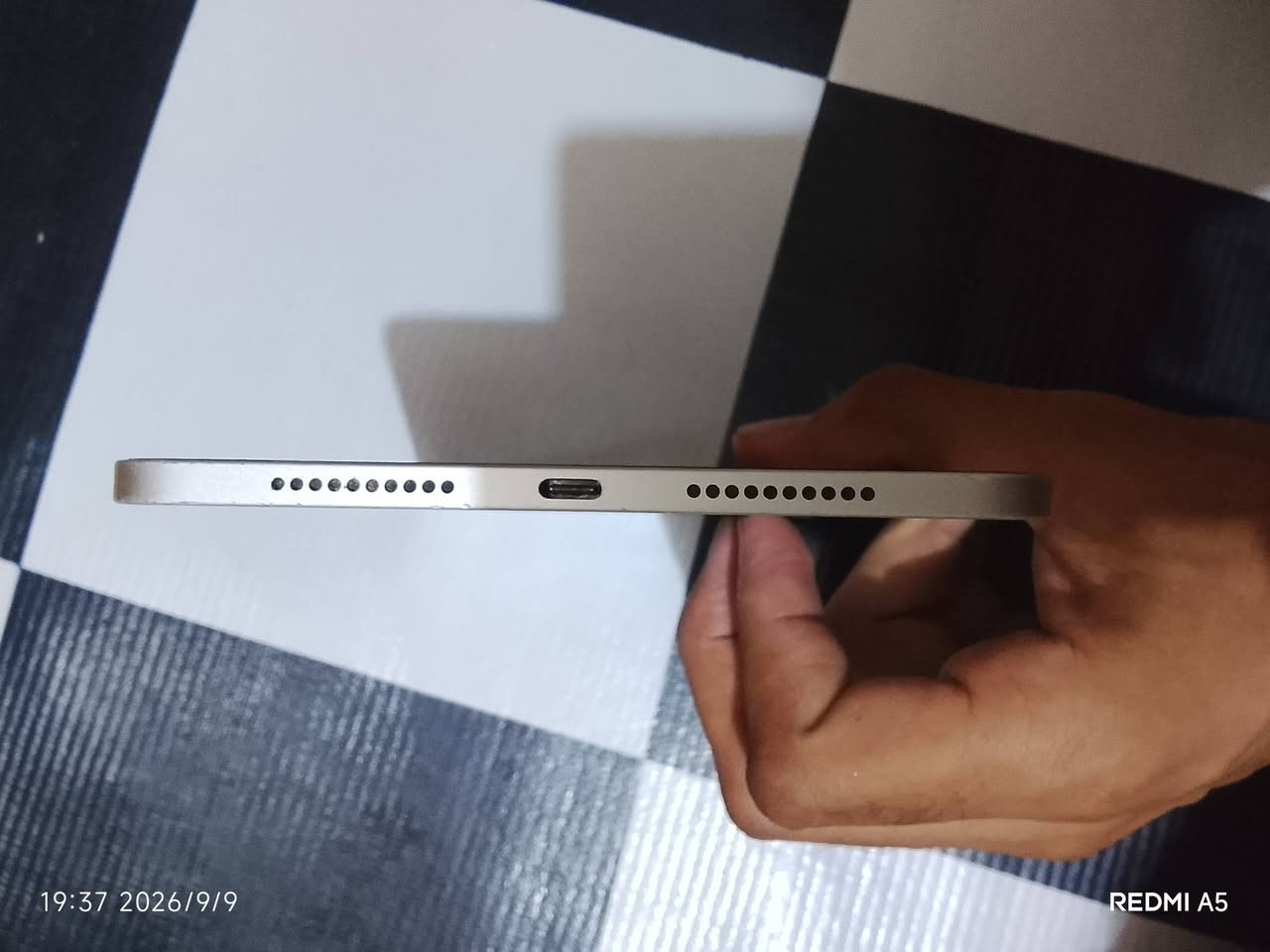 ايباد ميني 6
ذاكره 256
بطاريه87
بغداد/محموديه 
السعر 375
بي فطر بطارف جوا ممبين 
*********** واتس/خط
