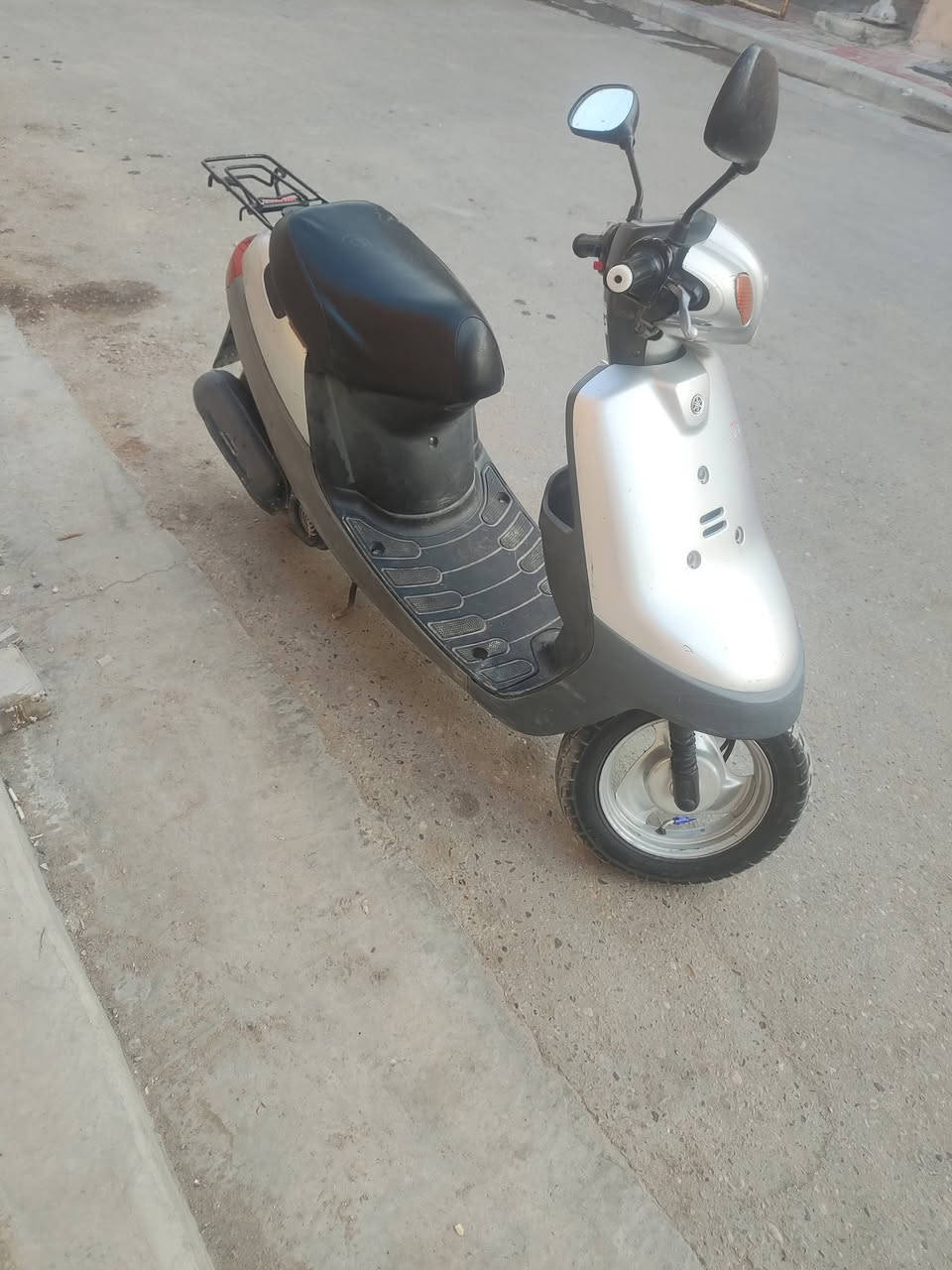 دراجه بطه مكينه ما مفتوحه نعومه وشلعه فول كهربائيات كله شغاله نگره سلف دراجه كله بلاديه لسعر ب350 شراي تصل عل رقم ***********مكاني كربلاء امن داخلي
