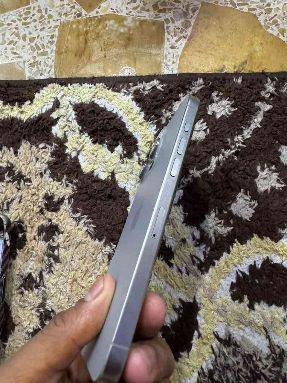 جهاز يفون 15ابرو ماكس شرق اوصط بطاريه 85جهاز نضيف سعر خاص رقم ***********حيانيه شارع ستين

