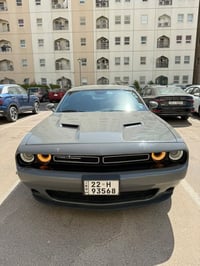 جالنجر 2023 SXT للبيع لون اسمنتي مميزه مكفوله ضررها مثل ماموضح بل صوره...