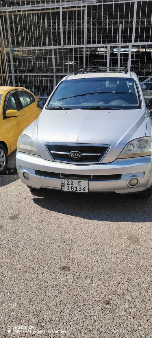 للبيع أو المراوس
 کیا سورینتو  2005 
كير أوتوماتيك
 يمحرك 6 سلندر
دبل (LOW Gear)
 سعر65 وبي مجال قليل
سيارة موجودة معرض نينوى 
  وتساب ***********
