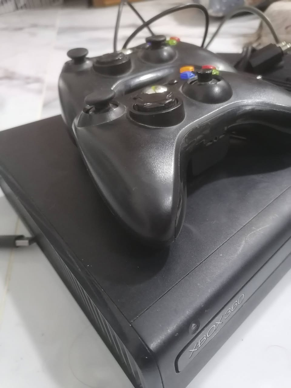 اكس بوكس 360 • يدتين • هارد ١٣٠ لعبة