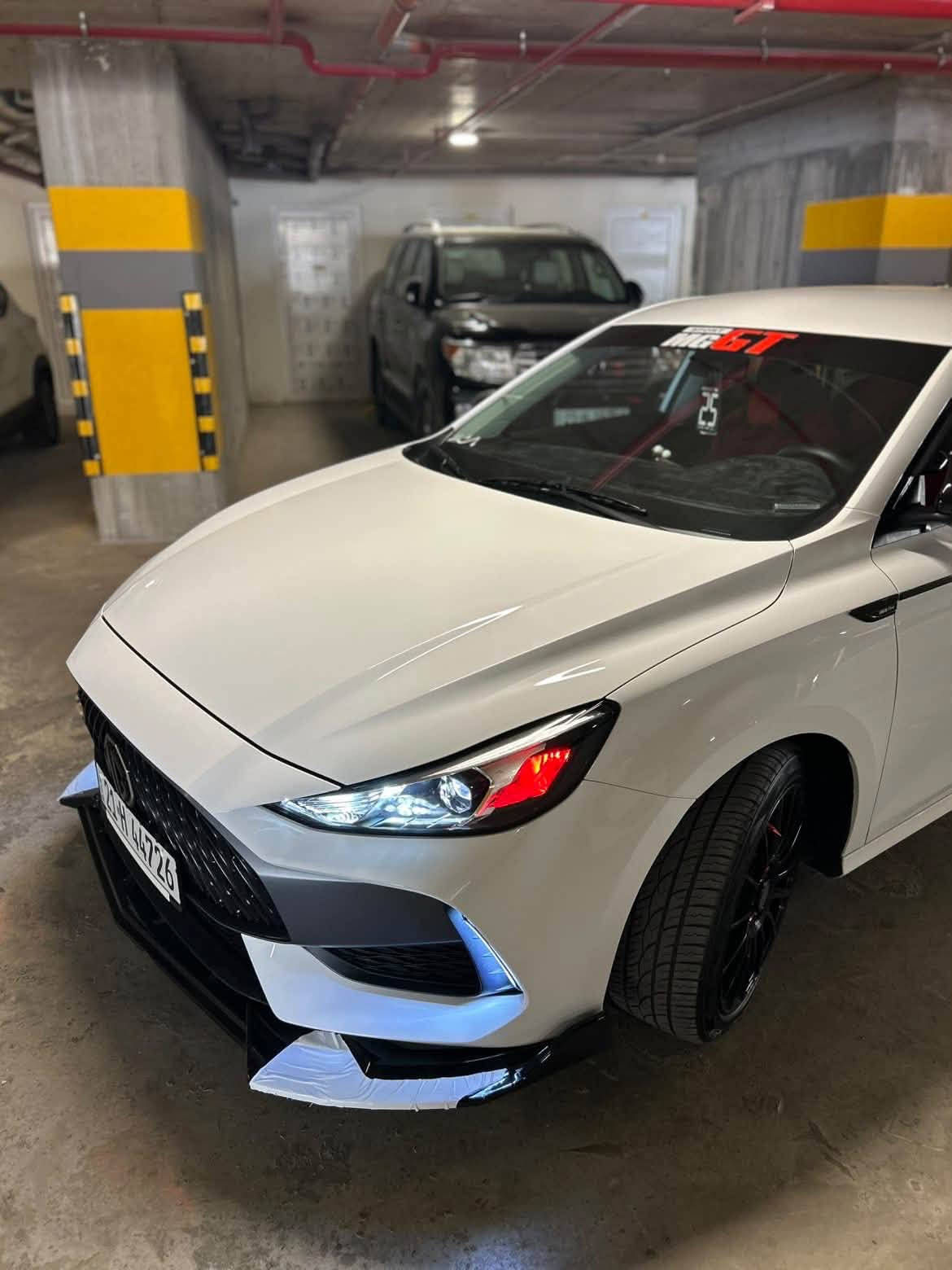 MG GT 2025
نمونه له جوانی فول سپۆرت 
جیتی ٢٠٢٥ گێڕ عادی تەنها ١٧ هەزار کم ڕۆیشتووە کامل سێرڤس کراوە 
زیاتر لە ١٠٠٠$ جوانکاری تیا کراوە
تایەو ویلی OZ - باڵی سپۆرت - دەبڵ ساڵۆنساو دفیوزەر -لحیەی پێشەوە - بلاجکتۆر - لیدی ناوعەتەر - لید ژێر دەعامی دواوە - کامل ناوی کراوە بە سور و گاعی سەردۆسە و لید - یەدەی ڕەش و ئاوێنە باتمان و شەمسی سەرجام ... 
نرخ: ١٠٥$ و معامەلەیەکی کەم 
دەعامی بۆ دەعامی بەشەرت بۆیاخ تەنکە 
٢ پەڵە کارتی بچوکی هەیە بە دۆسەکانی 
ساردی نیە شوختی نیە 
سلێمانی ناوشار ***********
