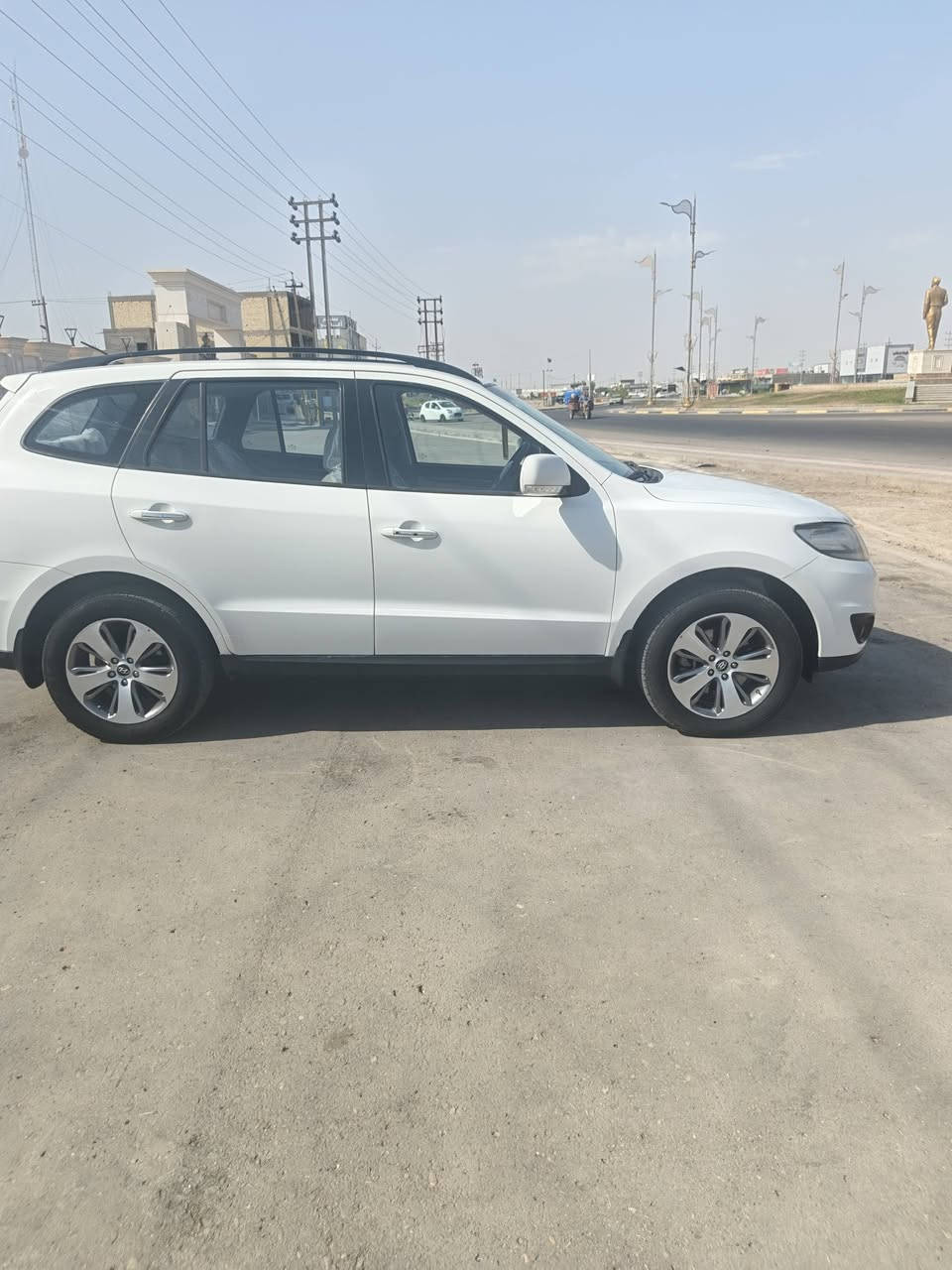 سنتافي ٢٠١٢ خليجي فول مواصفات سياره جديده بمعنى الكلمه فتحه بصمه مكينه ٦ سلندر ٧ راكب سياره جديده ومكفوله من كلشي مكاني واسط الصويرة
***********
