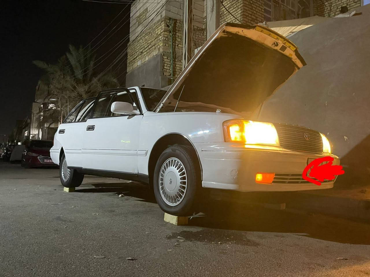 السلام عليكم راس الثور موديل 98 ايسر بلاد كويتي الساير مكينه وكير 3000 حداديه جديده تخم تاير جديد تبريد ثلج حداديه جديده مكفوله من القصه والنقل جثه والعيب الشرعي وكافه الاصوليات سياره جديده باعنا الكلمه جاهزه وباسمي رقم دولي هزه جديده سنويه جديده لغايه 2031 رقم الهاتف ***********
