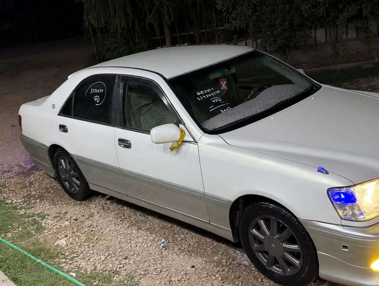 ٢٠٠٣ • رويال سالون • نظيفه