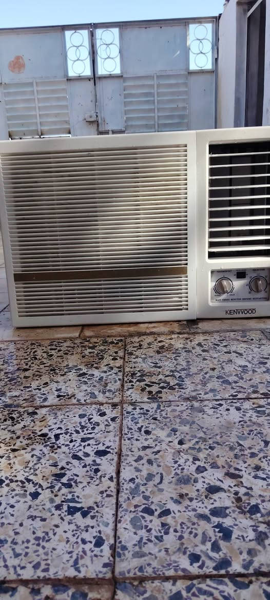 مكيف نضيف بلادي مشتغل موسم واحد سعر ٣٧٥ بلادي تدفئه تبريد
ضمان علفحص  *********** عنوان غالبيه سيف سعد
