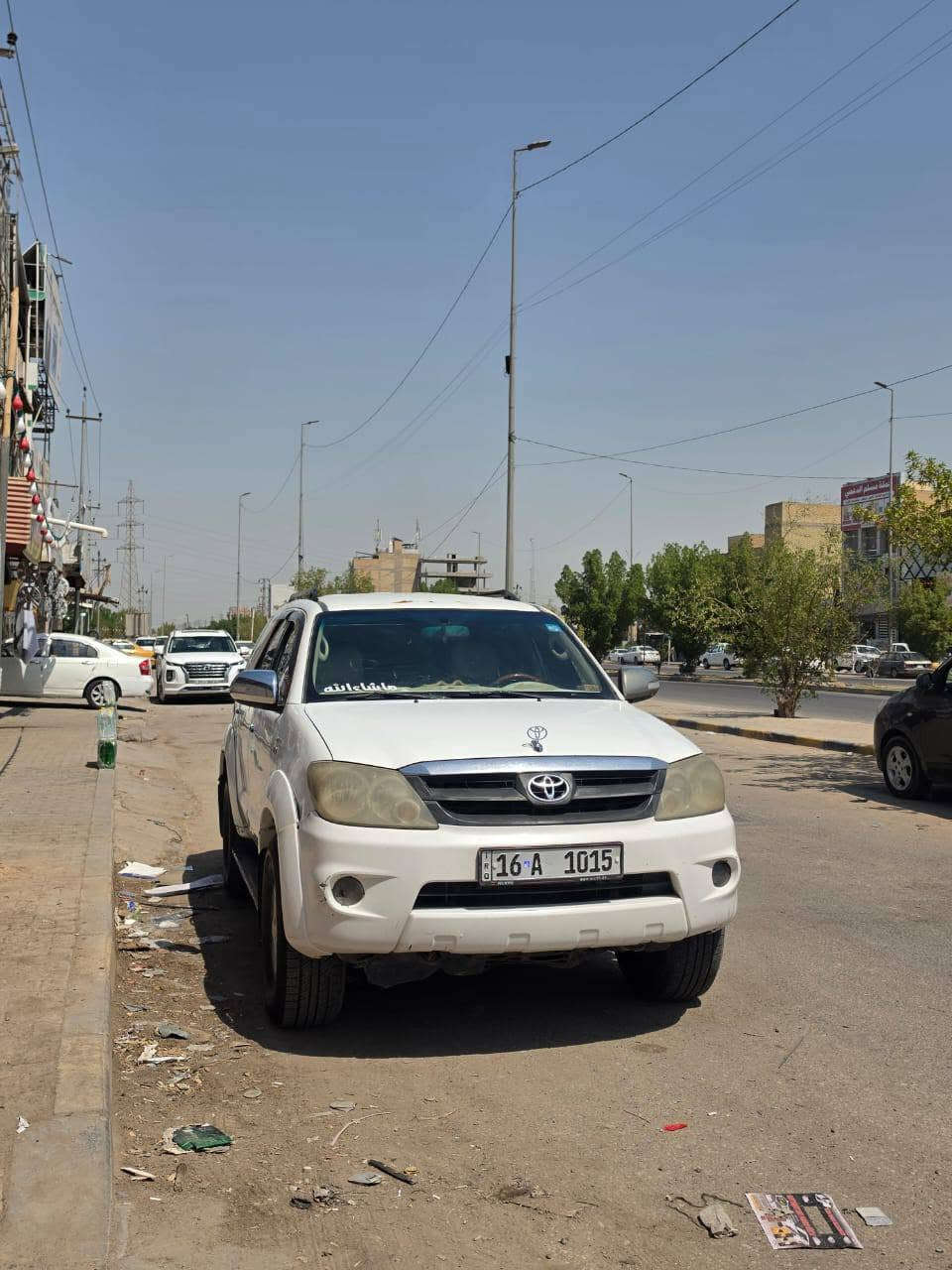 السلام عليكم سيارة للبيع النوع تيوته فورجنل مديل 2006 رقم قادسية بسمنه محرك وكير تبريد حداديه تخم تاير بصمه تشغيل عن بعد لايت زنون جاهزه 
السياره متجايه  مكان السيارة النجف الاشرف السعر 85 بيع او مراوس بسنتافي *********** النجف, العراق
