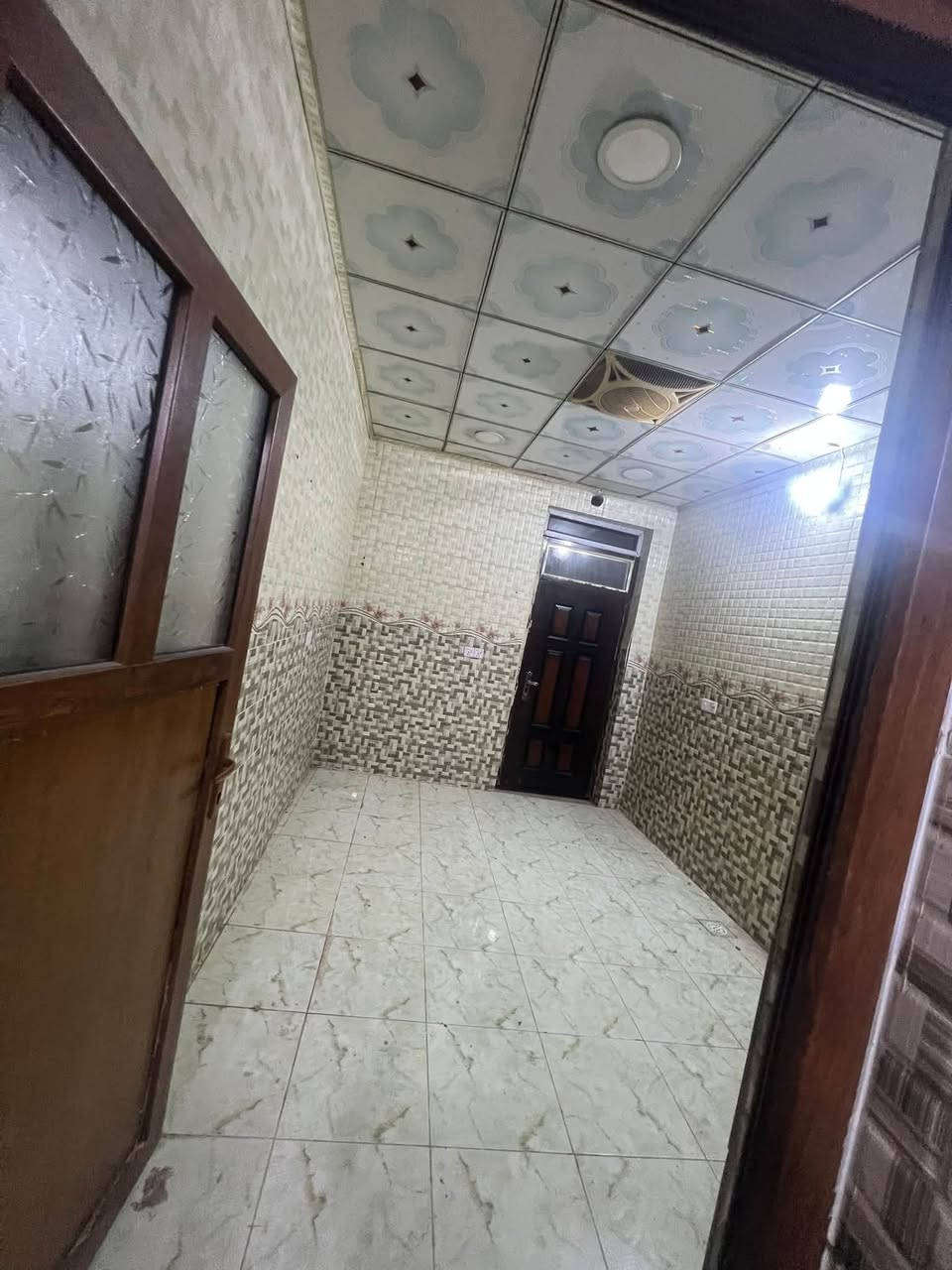 طولة فروش • ١٠٠م • غرفتين