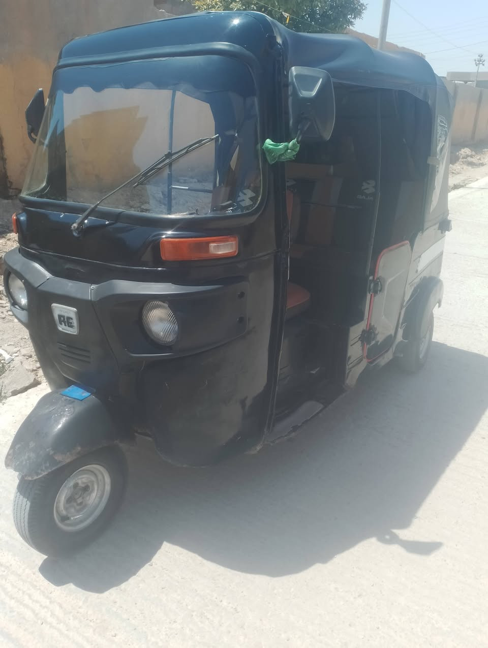 تكتك للبيع سنويه موديل 18 مكينه مكفوله سعر ب 4750 وبيها مجال شي بسيط وهذا رقم راعيها لا حد يراسلني
***********
مكانها صويره
