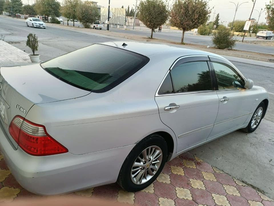 شاهینە مووس 2007 ٣دووگمە ساج مەلكی پەردە
62 گەڵا مەجالێكی برایانە
***********
