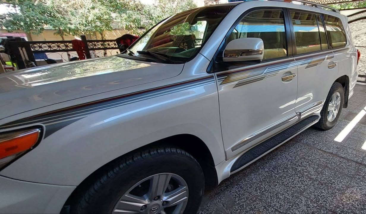 لاندكروزر • ٢٠١٤ • V8 4600