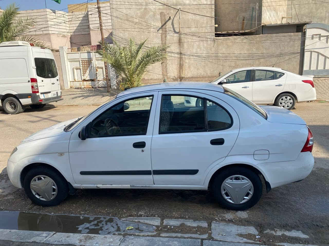 سلام عليكم ورحمة الله
طيبه للبيع موديل ٢٠١٤ سياره كفاله ع وضع الشركه بدون خياس وبدون تعمير اي خياس ماكو وضع شركه مكينه جيده جدا كير ممتاز تبريد ثلج تخم تاير جديد باتري جديد السياره جاهزه من كلشي ان شاء الله رقم نجف. تحويل ثاني يوم. السعر ٤٠ وبيها مجال قليل للاستفسار ***********
