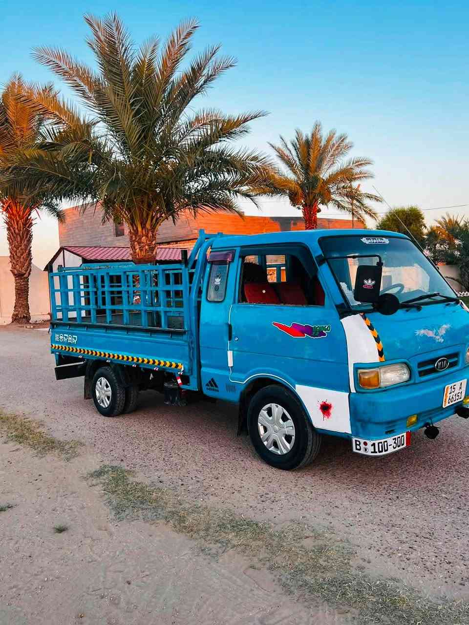 كيه بنكو موديل  96 سنويه ل 30 سياره مكفوله من محرك وكير وكسل قماره بلاديه وتخم تاير سياره كلش حلووه سعر 50 وبيه مجال مكاني رمادي رقم الهاتف. ***********
