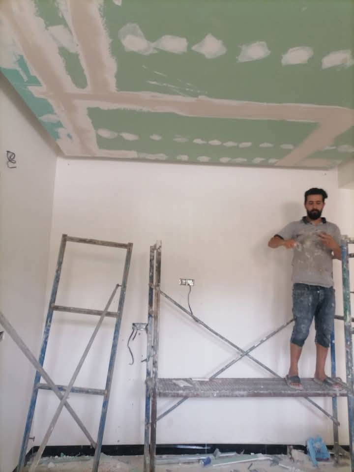 السلام عليكم عمل كافة الديكورات وصبغ خارجي وداخلي وصبغ الحديد بغداد فقط ***********واتساب

