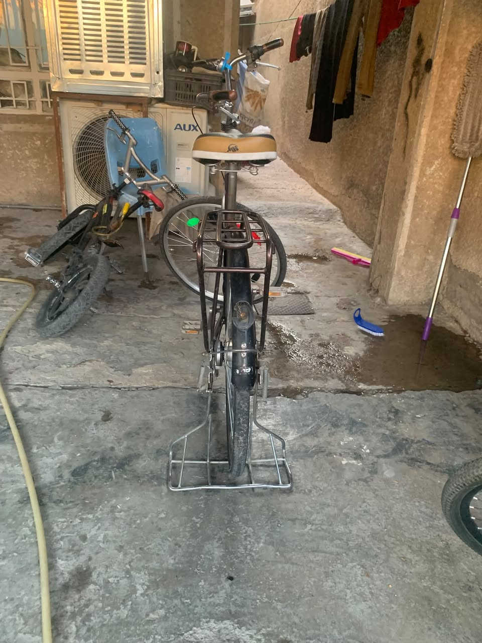 ‏سلام عليكم باي شكل بناتي حجم 26 بناتي أنا مبدل الأويل وسعره 50 قفل 45 مكاني بغدادالدوره الدشير رقمي *********** فقط واتساب
