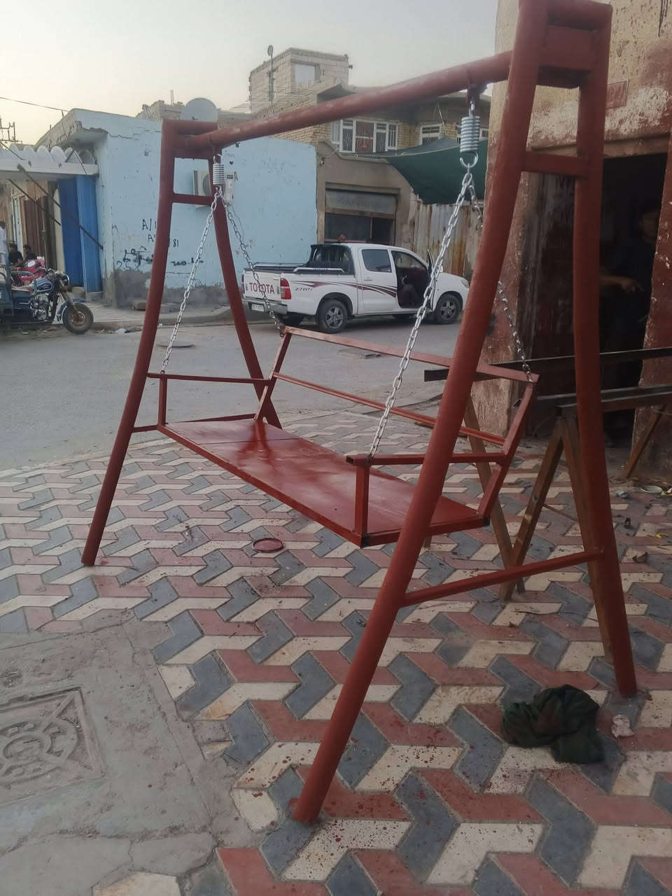سلام عليكم مراجيح للبيع ***********
