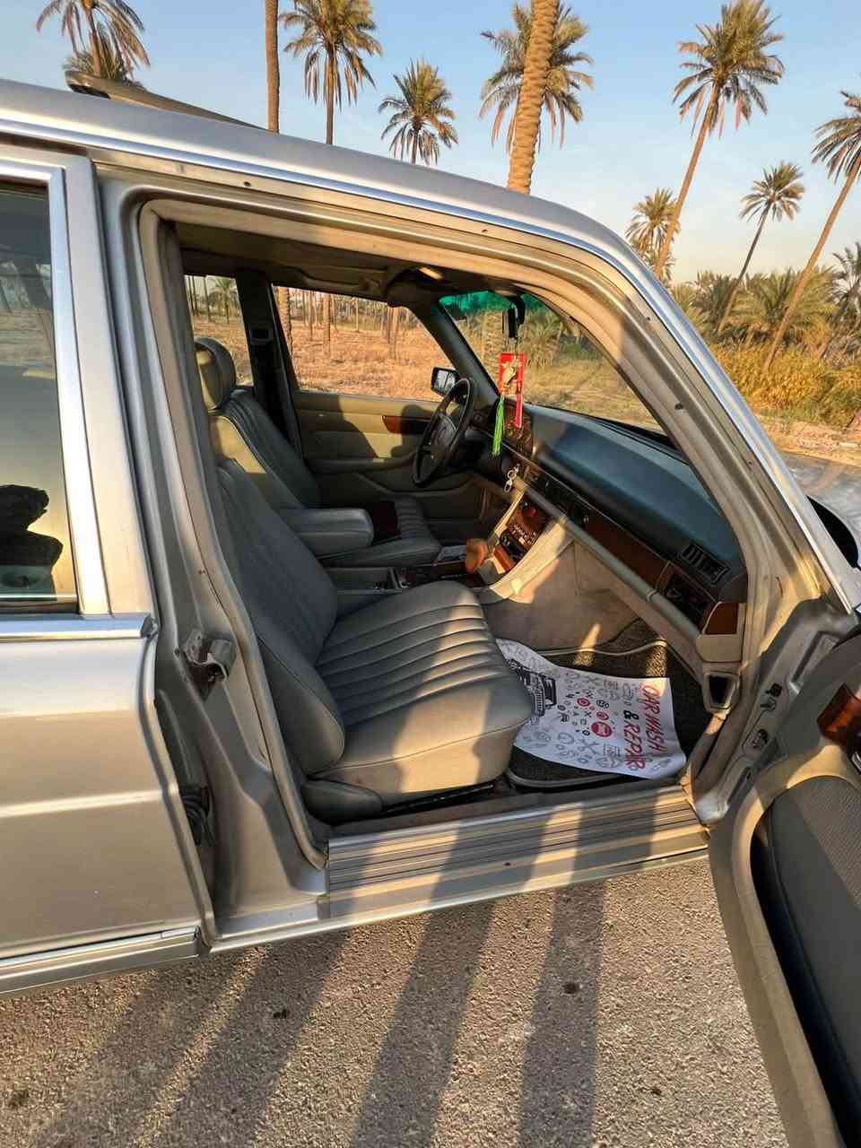 مارسدس راسي560بلادي صبغ جماليه مشروع وطني 90بيه مجال كدامكم سياره ***********
