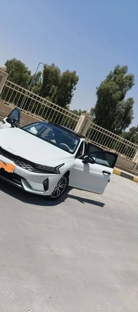 للبيع كيا فايف موديل ٢٣خليجي مكفوله كفاله عامه  سيارة جديدة  محرك 2000...