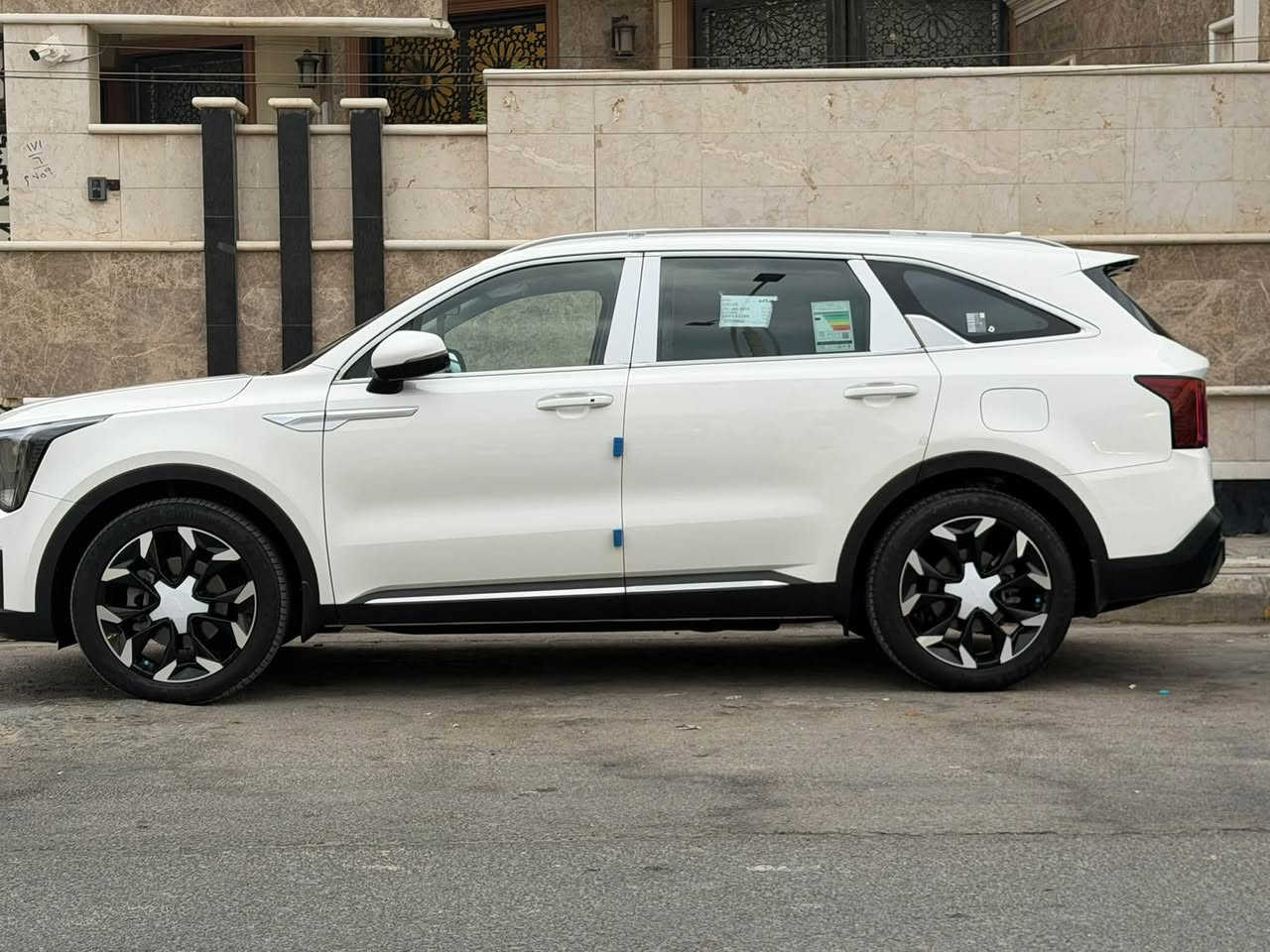 🚘 للبيع كيا سورنتو موديل 2025

📍 رقم بغداد
⛽ 6 سلندر
👨‍👩‍👧‍👦 7 راكب
🇺🇸 خليجي
✅ مكفولة
🔄 مداورة ثاني يوم
📍 السيارة موجودة في الناصرية

💰 السعر: 315
🤝 بيها مجال للشراي

📞 للاستفسار: ***********
