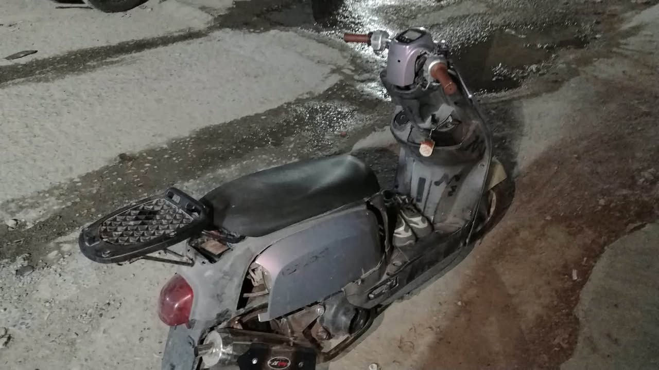 السلام عليكم
بوليس نوزل للبيع الدرجة بكل وقت نكره سلف مكينتها حلوه بس يرادلها ترتيب شويه كفرات  وتضب لبريكات فقط مكانها بغداد الزعفرانيه 
سعر 450وبيها مجال 
***********
