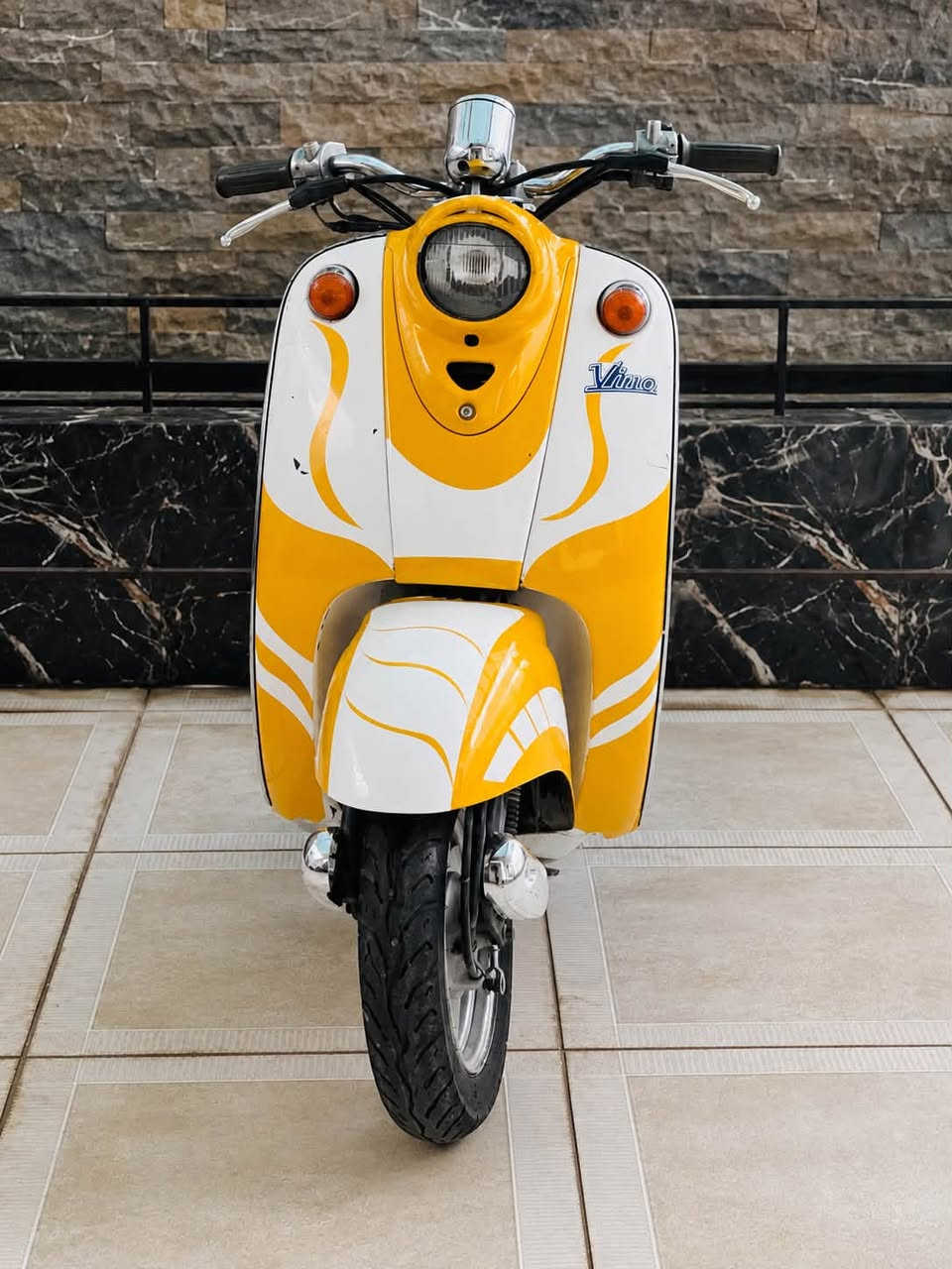 🏍️ دراجة عبد الحليم للبيع (نظيفة جداً وبحالة الوكالة)
لأصحاب الذوق الرفيع واليدورون على النظيف واللوك! دراجة عبد الحليم، ماشية قليل جداً وعلى بلادها، خالية من أي عيوب وجاهزة للاستخدام.

🛠️ المواصفات والشروط:

 المحرك (المكينة): بشرط الفحص، مكينة ما مفتوحة نهائياً (بلاد).

 الكاربريتر والشوتة: بلاد

 الصالنصة: كلها بلاد وبشرط الفحص.

 الرمبة: جاهزة وبحالة ممتازة.

 الكهربائيات: شغال ١٠٠٪ وبشرط الفحص (كلها تشتغل).

 التشغيل: سلف وهندر شغالين من أول دقة وبدون أي نقص.

 البريكات والتواير: البريكات ميزانية ومضبوطة، والتواير بحالة الوكالة (لوك).

 المشي: الدراجة ماشية قليل جداً، وعزم المحرك ١٠٠٪ وبشرط الفحص.

 العدادات:کیجات البنزين کیج السرعة شغالين بالتمام.

الدراجة خالية من أي عيب أو نقص ثانٍ.

 السعر:500$$ 💰💰

 📍 العنوان: كركوك، الشورجة، قرب مطعم حمه ناصر.

 📞 رقم الهاتف للتواصل: ***********

لأي استفسار أو للشراء، إحنا بخدمتكم وتكدرون تتصلون بأي وقت!

🔱🔱🔱🔱🔱🔱🔱🔱🔱🔱🔱🔱

🏍️ ماتۆڕی عەبدولحەلیم بۆ فرۆشتن (زۆر خاوێن)

ئەم ماطۆرە زۆر کەم ڕێی کردووە و لەسەر بنەمای بلاد ماوەتەوە، تایبەتە بەو کەسانەی دوای شتی لۆک و بێ عەیب دەگەڕێن.

🛠️ تایبەتمەندییەکان و مەرجەکانی ماتۆرەکە:

 مەکینە: بەشەرت، تا ئێستا مەکینەی نەکراوەتەوە (بلادە).

 کابریتەر و شۆتە: بلادن.

سالۆنسای بیلادە بەشەرت و کفرەکان: هەمووی بەشەرت بلادن.

 ڕەمپەیە:.

 کارەباییات: هەموو بەشەرتە و ئیش دەکات.

 ئیشپێکردن:سلف و هێندەر بەشەرت، بێ هیچ کەموکوڕییەک.

 برێک و تایەکان: برێکەکانی زۆر توند و مەزبوتە، تایەکانی لۆکن.

 ڕۆیشتن: زۆر کەم ئیشی کردووە، بزوێنەرەکەی 100% بەشەرتە.

گێچی بەنزین و گێچی خێرایی (سرعەت) ئیش دەکات

نرخ 500$$💰💰

📍 ناونیشان و پەیوەندی:

 ناونیشان: کەرکوک، شۆڕیجە، نزیک چێشت خانەی حمە ناسر.

 ژمارەی مۆبایل بۆ پەیوەندی: ⁠***********📞📞⁠

هەر کەسێک ویستی، لە خزمەتیداین و با پەیوەندی بکات
