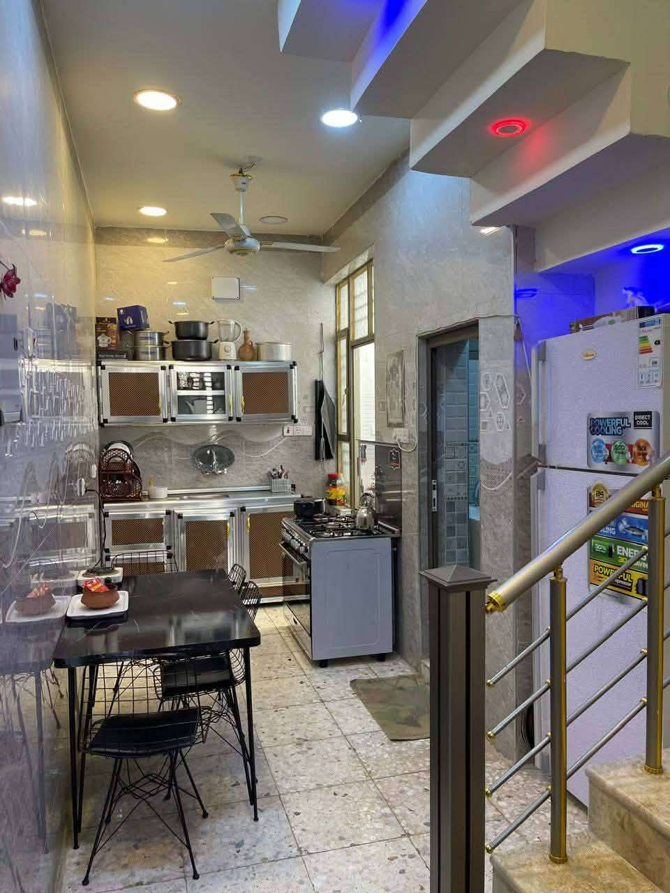 دار للبيع مساحه 50 متر بناء طابوك رفت مسلح قاطين البيت البيت كامل ونظيف جدا مع  الكيزر والتانكي والماطور البيت سبع قصور قرب شارع ابو علي *********** 
 السعر 58 وبي مجال
