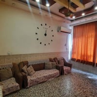 دار للبيع مساحه 100 متر واجهه 5 متر  وللنزال 20 متر  طابق ونص كامل يحت...