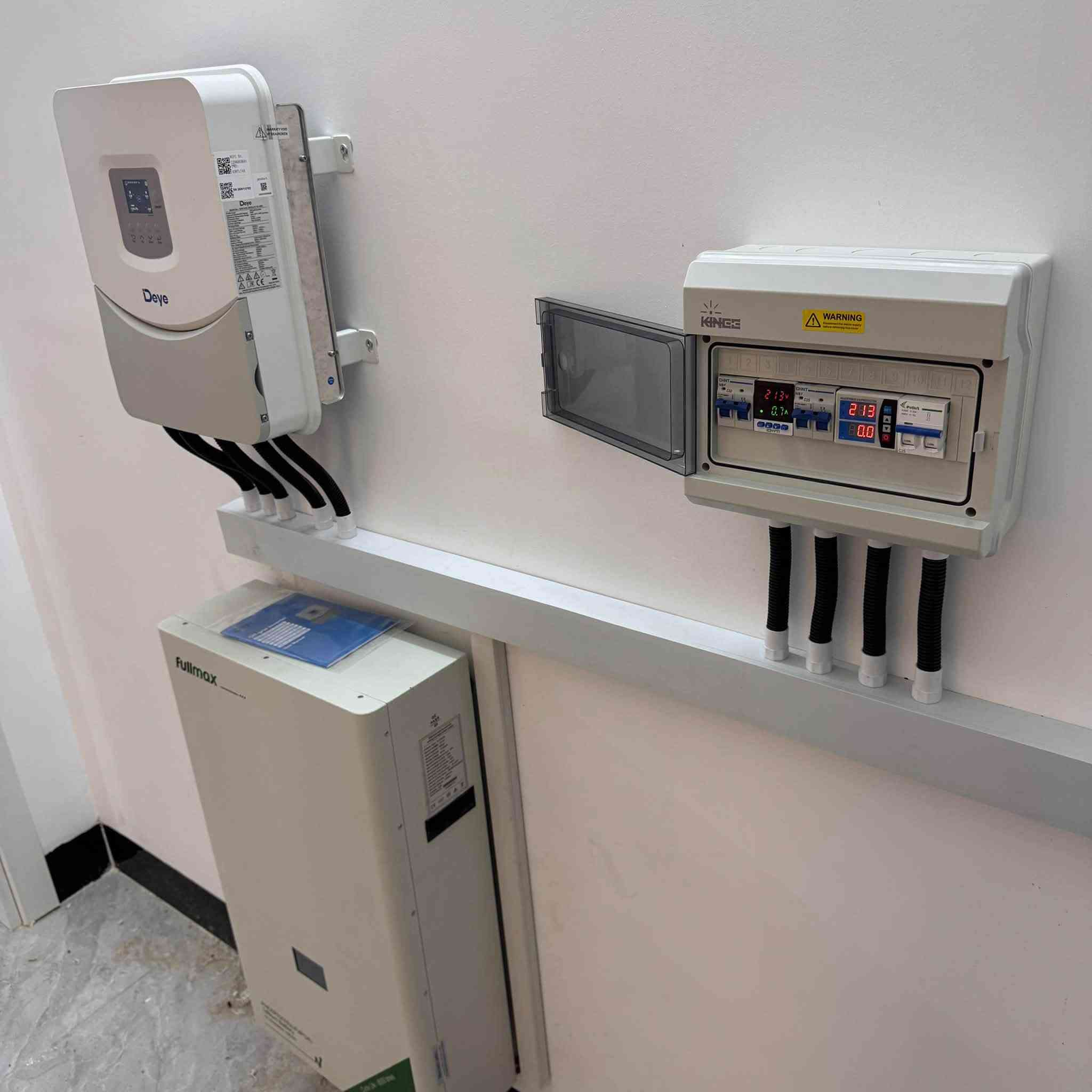منظومة شمسية • بطارية 10kWh • انفرتر DEYE 6.6kW