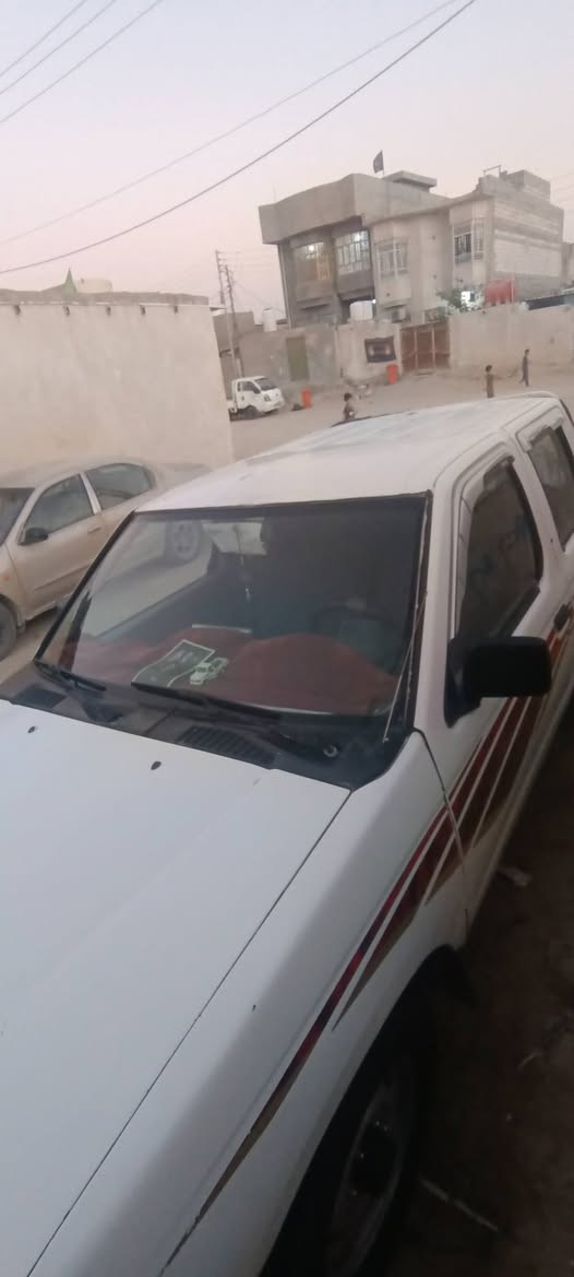 السلام عليكم نيسان للبيع موديل 2003 
السنويه جديده تنتهي 2031
عنواني البصره قضاء الزبير 
الاستفسار على هذا الرقم   ***********
