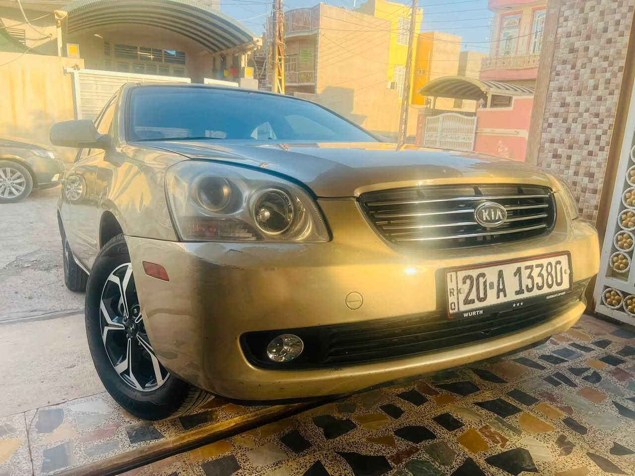 اخوان سياره جديده وع ايدينه وب اسمنه 2008  مكينه كير حجر كل جديد شنو بالك جديد
105$ 
***********
