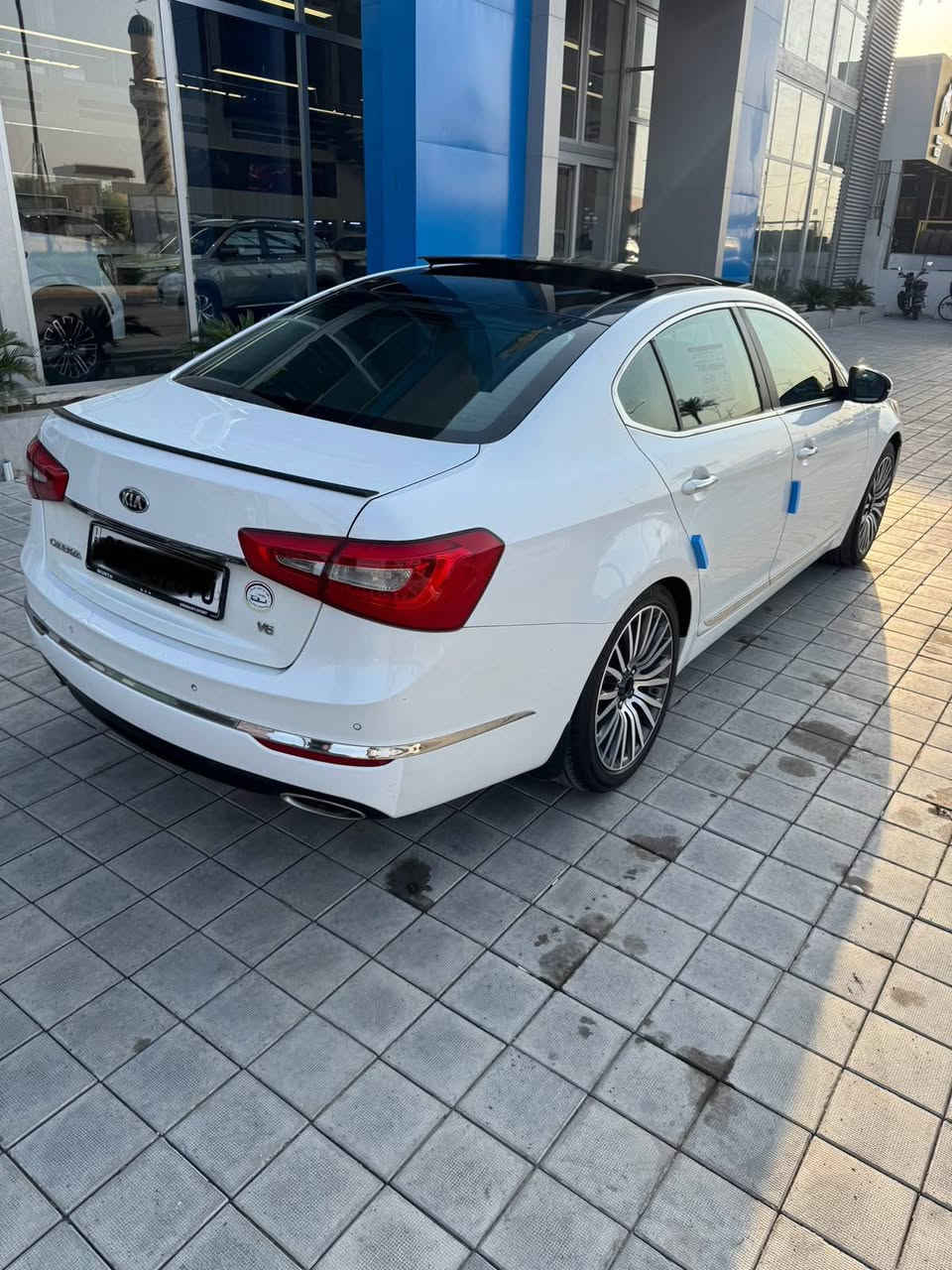 سلام عليكم 
كادنزا موديل 15 📦
فول مواصفات الخير 
كير مكينه مكفولات 
صدر أمامي خلفي جديد 
تخم تاير جديد 
تبريد. ثلج 🥶
بسمنه تحويل مباشر 
سياره مكفوله كفاله عامه 
عدا شبر بارد بل جاملغ أمامي 
سياره جاهزه من كلشي 
ماتصرف عليها الف 
مال جناي بل عافيه عل ياخذها 
سعر 149 بيها مجال بسيط 
مكان سياره الانبار فلوجه 
***********
