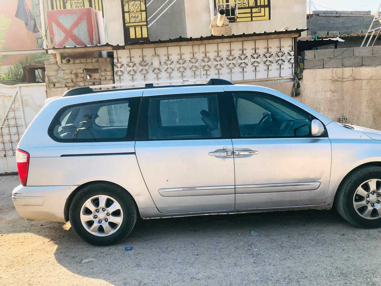 للبيع 
هوندا انتروج مديل 2007
رقم بغداد انكليزي بسمي 
مكينه كير تبريد خير من الله 
صدر تخم تاير كهربائيات كله جديد 
بيها صبغ جاملغ وباب السايق فقط 
مكاني بغداد مدينه الصدر 

السعر 115 

‭***********‬ بيه
