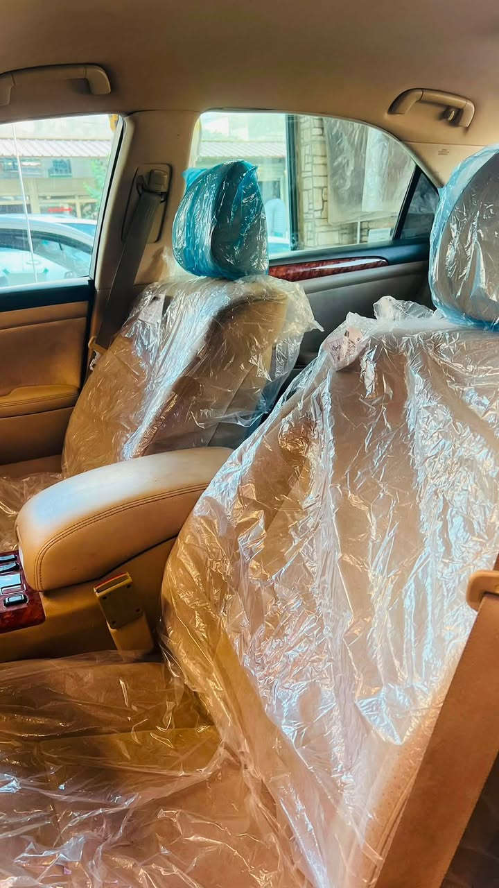 شاهينة رويال ٢٠٠٥ موس
١٨٢ بي دوكةل كيرو مةكينة بة شةرت سوكان ليكزس كوشن كارةبا ***********
***********
