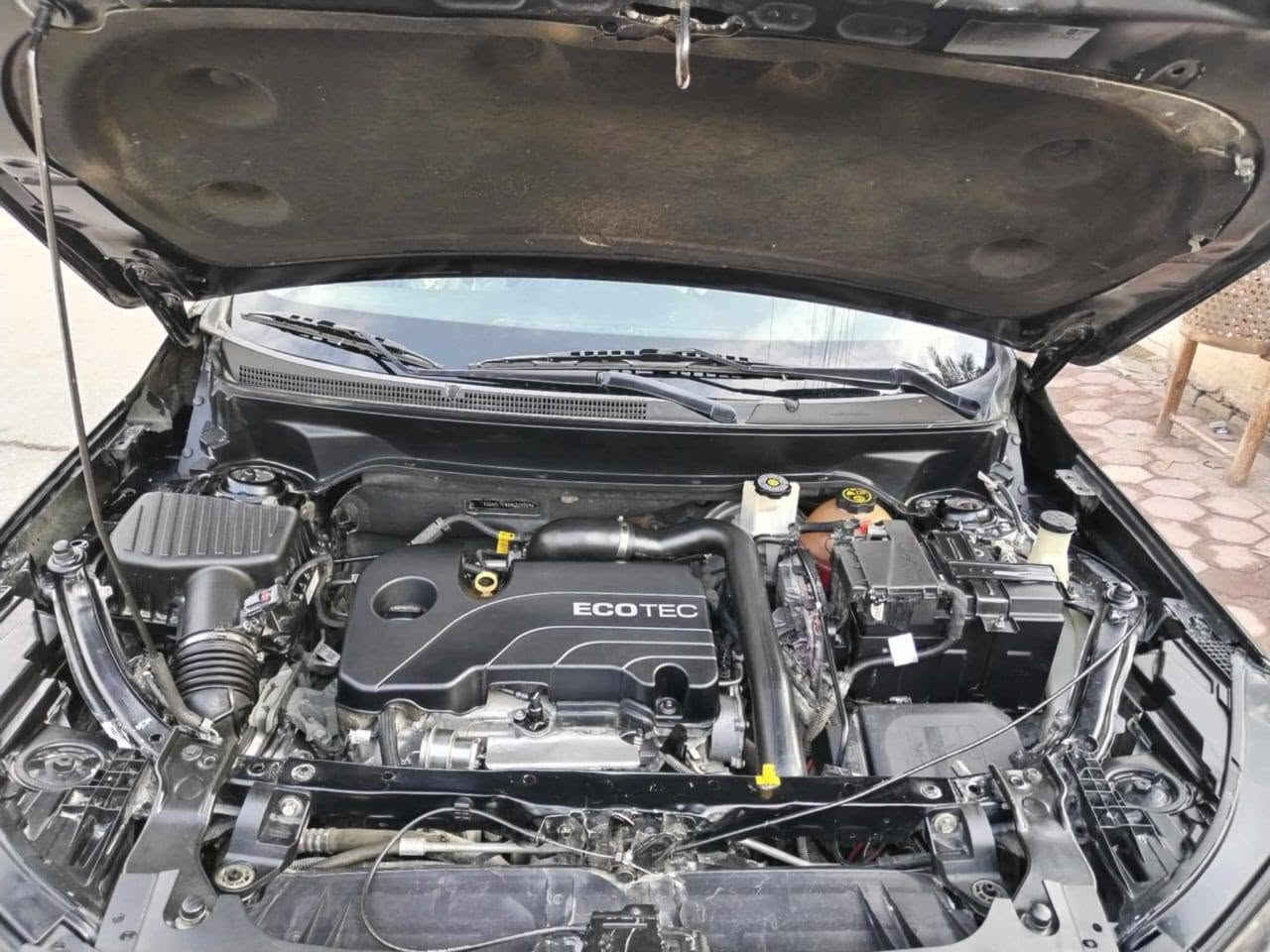 جمسي تيران موديل 2019 محدث بلاك توب 
رقم بغداد دولي قبل أكثر من شهرين شديته يعني هزه جديده
ماشية 72  الف مايل قابل للزيادة 
محرك 1500 تيربو جيد جدا
كير جيد جدا 
تدفئة تبريد جيد جدا  

 بدون تبديل اي قطعة ليبل واحد 
ضررها جانبي تصليح و صبغ بنيد وجاملغ جهة السايق ضرر امريكا
 وقبق الجنطه طخه خفيفه  من نزلوها بالشوكية ونصبغت يعني مو حادث
ايرباك ستيرن وبردة جهة السايق فقط
جاهزة من كلشي بدون اي نقص مال جناي ومصروف عليها وبالعافيه على الياخذها
فئه sle بس مواصفات عالية
شباك دينالي 
بجم زنون
سايد بريك دكمه
تشغيل عن بعد
اشارة بالمري
كشافات
شفتات بالاستيرن 
رادارات
توقف ذكي
سبايدرات
٥ بصمات
كشن كهرباء
كشن هيتر
فور ويل
ماوس
شاشة جبيرة
كاميرا دوارة
تبريد قطعتين
تبريد شاشة
إنذار سرقه 
شاشة اعطال
كشن هزاز
شاشة بالجنطة من امريكا بيها
ارضيه وجنطه مغلفه جلد
باتري جديد كوري الاصلي
دهن محرك اصلي جديد مع فلتر
هيدروليك كير اصلي 
ادامة كاملة لمنظومة المي ومي راديتر احمر زيتي الأصلي 
مسويلها برمجة كامله 
مشتغليها بوليش ونانو
فلتر تبريد وفلتر شوتة محرك جديد
ادامة كاملة لمنظومة البانزين
السعر ١٣٣
***********
