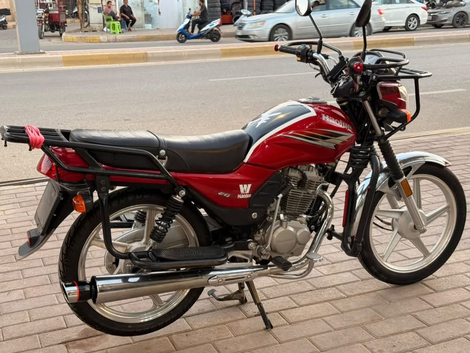 السلام عليكم دراجة نوع هوجي موديل ٢٠٢٠مشدودة ب٢٠٢٣ بعدها بوضع الشركة ممبدل بيها شي فقط تاير مكاني رمادي سعر الدراجة مليون و٩٠٠وبيها مجال للاستفسار ***********
