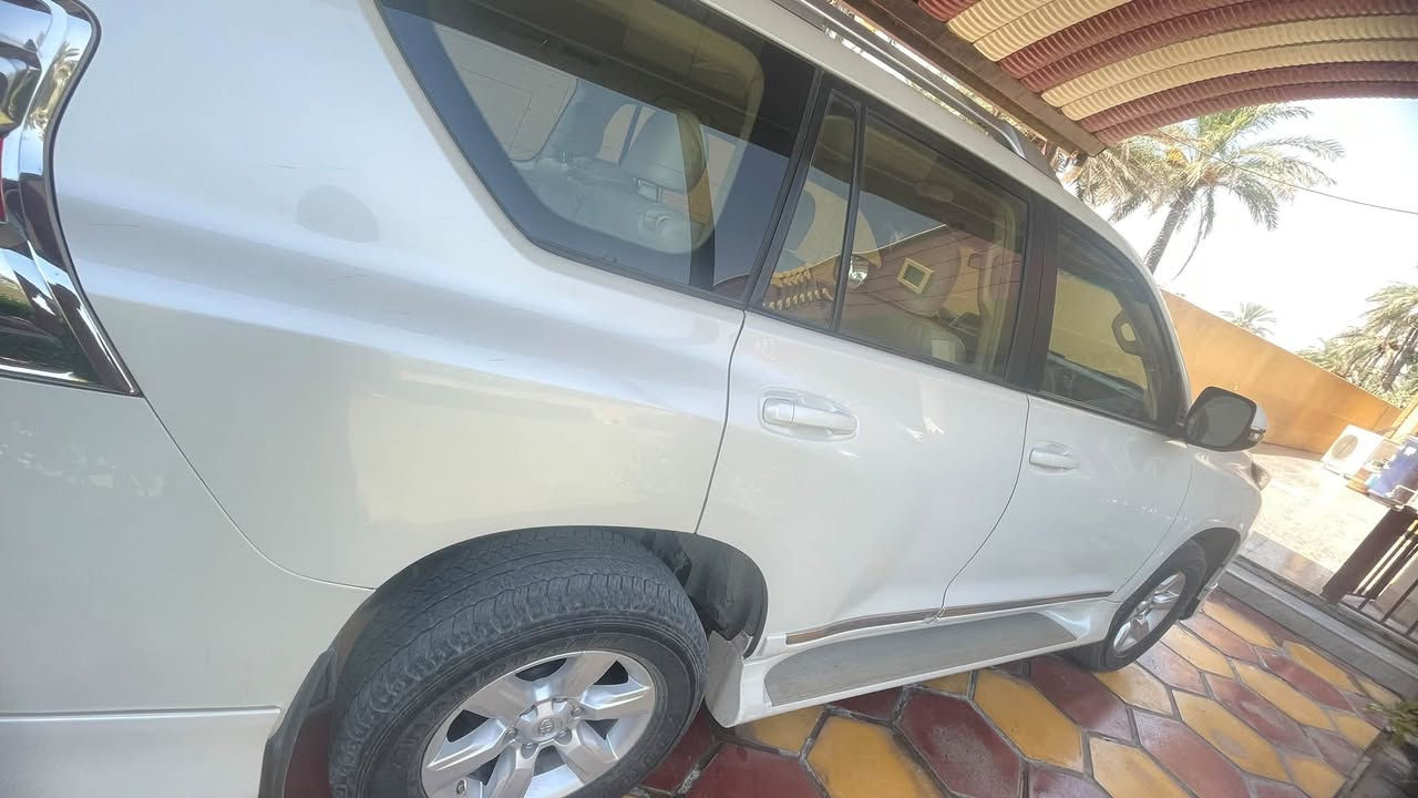 السلام عليكم
برادو ٢٠١٧ txl فول مواصفات بصمة فتحة سقف اشاير بالمري محرك ٦ سلندر محرك كير مكفولات ماشية ٩٩ الف حقيقي رقم بغداد باسمي تحويل ثاني يوم  السيارة مكفولة عدا البارد بخشم الجاملغ فقط كلشي موضح بالسونار هذا لافتح ولاشي حتى الدعامية مامفتوحة  مكاني بغداد الطارمية 
السعر ٣٢ الف وبي مجال 

***********

***********

نص مكتوب في الصور:
- وليد 0780014442 بغداد - التاجي - منشاة نصر مقابل مدرسة بنفاري مركز الاعتماد للفحص بالسونار والتقرير الإلكتروني الشامل تقرير فحص ناقل الحركة سليم تقرير فحص المحرك سليم تقرير فحص الاطارات 75% يسار امامي : 75% يسار خلفي : 75% يمين امامي : 75% يمين خلفي : تقرير فحص الفرامل 75% يسار امامي : 75% يسار خلفي : 75% يمين امامي : 75% يمين خلفي : ملاحظة : تم شرح جميع التفاصيل للزبون مباشر
- مركز الاعتماد للفحص بالسونار والتقرير الإلكتروني الشامل وليد 0780001442 بغداد - التاجي - منشأة نصر مقابل مدرسة بنفاري الوقت : م 08:12:55 التاريخ : 2026/09/03 اسم الزبون : عمر يوسف رقم الهاتف : 00 الفاتورة : 186 نوع المركبة : برادوا الموديل : 2017 رقم المركبة : 11K38893 اللون : ابيض نخلي مسؤوليتنا بعد انتهاء الفحص وتسليم التقرير الى الزبون صبغ خدوش بارد تبديل خدوش طفيفه+رصعه خدوش وتكحيل خدوش وتكحيل بارد في المكان المحدد+خدوش+خدوش ورصعات طفيفه بارد في المكان المحدد+خدوش ورصعات طفيفه+تكحيل 03/09/2026 08:12:56 م نظام الفرات لإدارة مراكز فحص السيارات