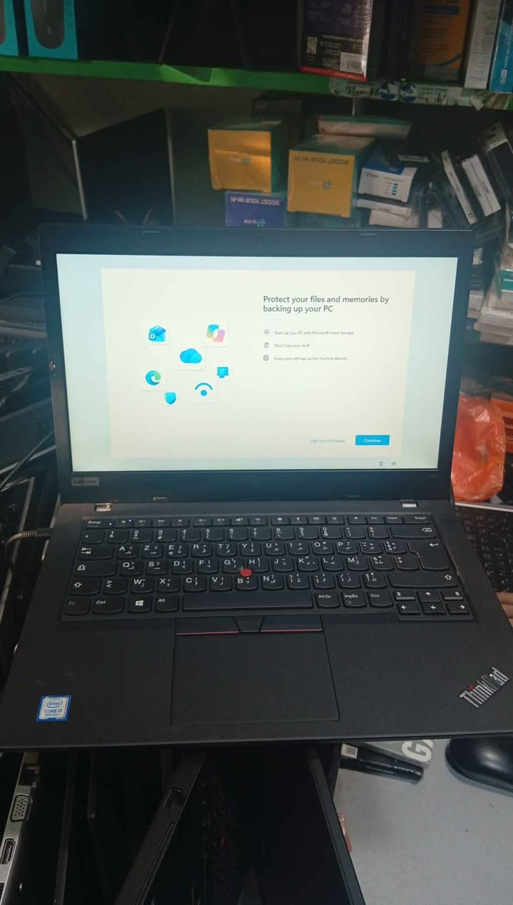 Core 3 gen 8 ram 8 hard 256 ssd أربيل, العراق
