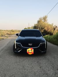 كاديلاك ＣＴ4    موديل 2023.   بسمي شخصين  سيارة ممفتوح بيهه برغي لا حدا...