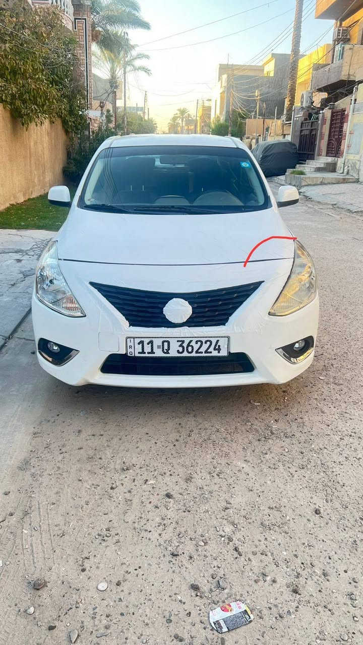 سلام عليكم سني بليته زركه موديل 2024بيه طخه بنيد وجاملغ وباب وبيه بارد جاملغ خلفي ماشيه 116الف ومشط تعبان وطخات مأشر عليهن 
للاتصال ***********

سعر 115ورقه
